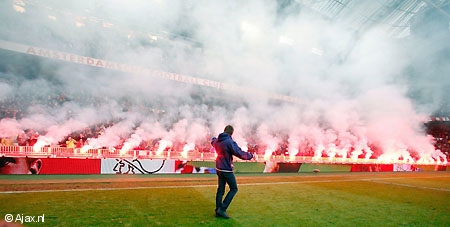 Huntelaar dit adieu aux supporters